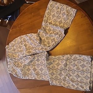 Size small Sincerely Jules flare pants